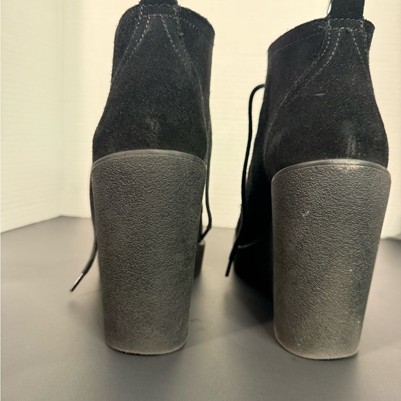 Jessica Simpson Suede Bootie - Picture 4 of 4
